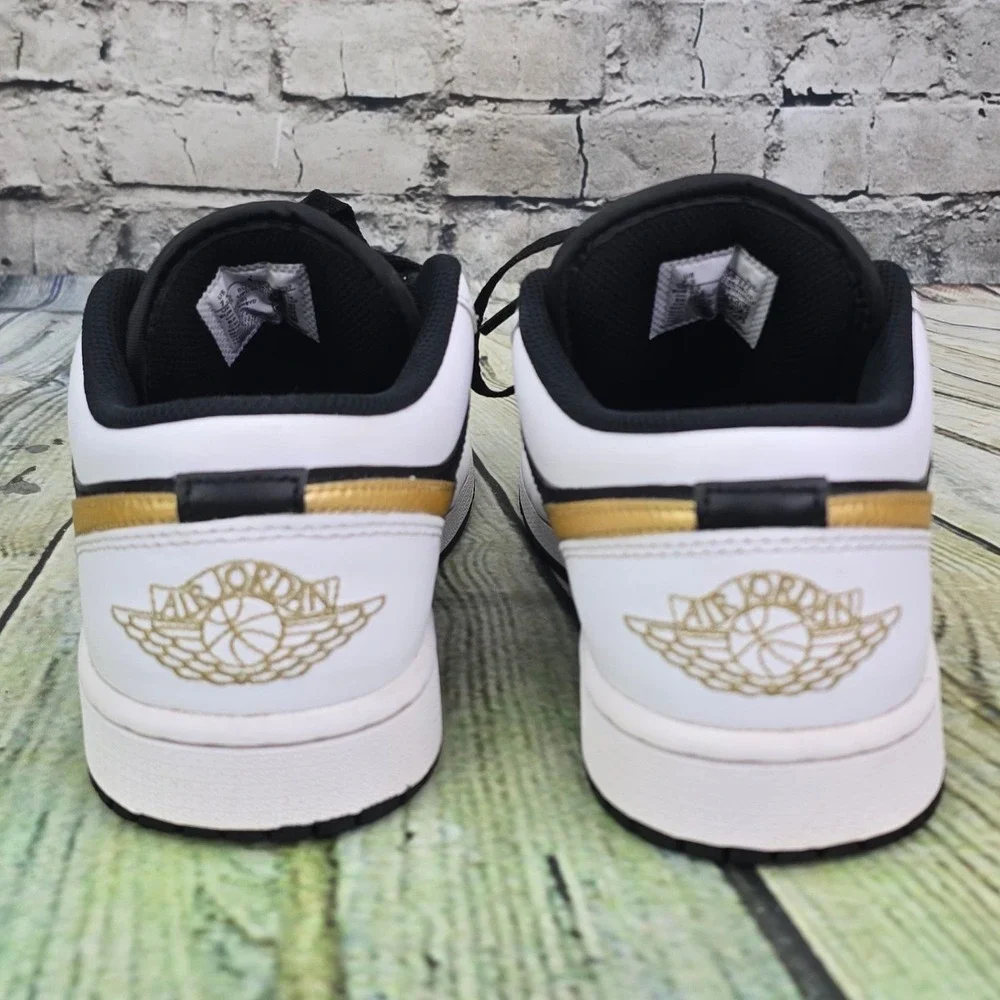 Nike Air Jordan 1 Low Sneakers 7Y White Black Gold Metallic Leather 553560-127